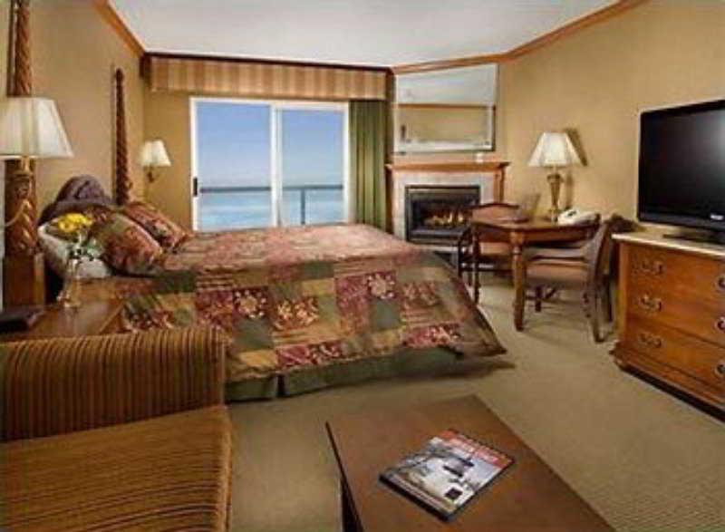 Elizabeth Oceanfront Suites, Ascend Collection