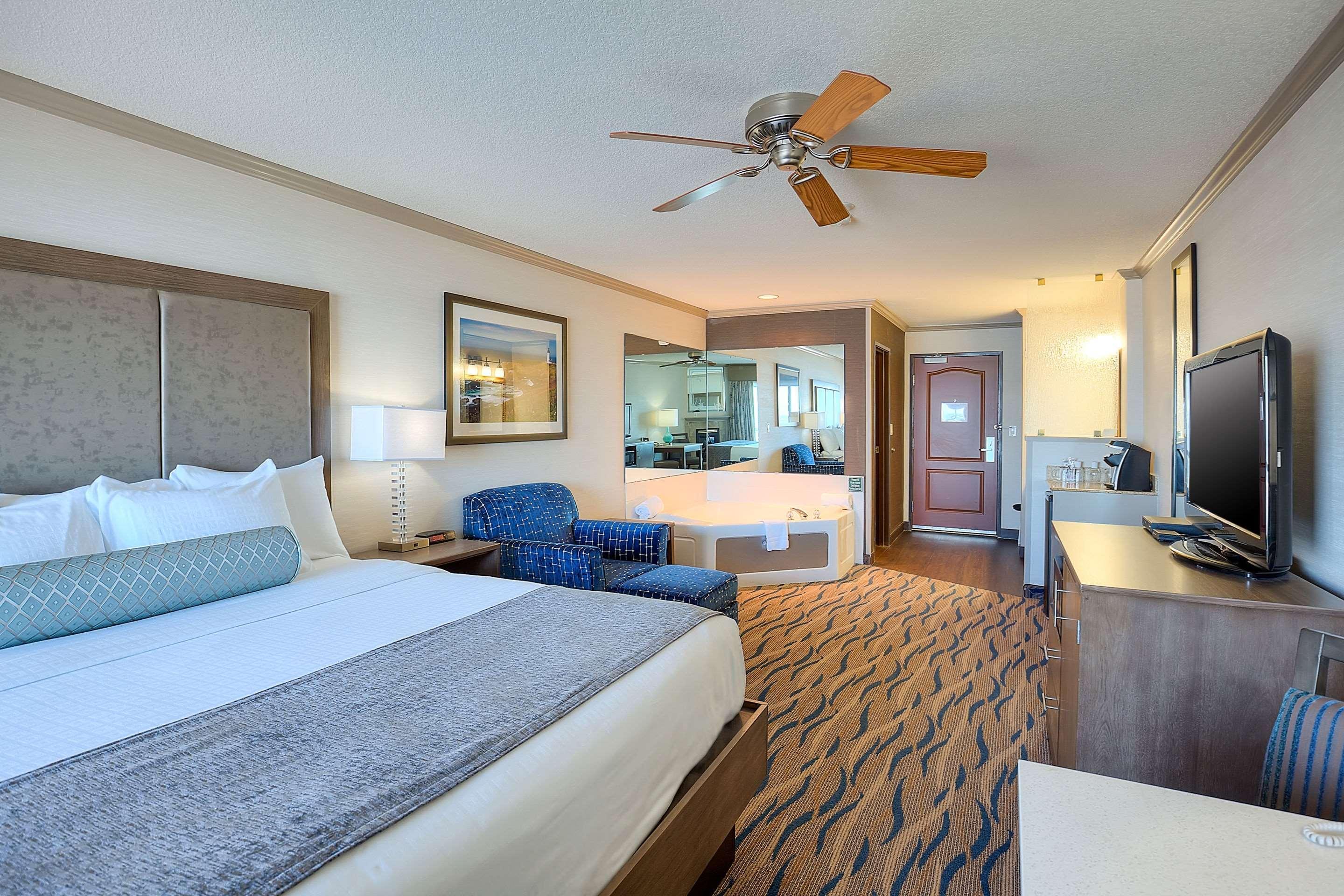Hotel Elizabeth Oceanfront Suites, Ascend Collection 3*