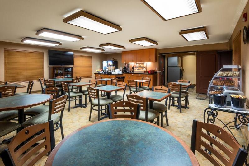 Elizabeth Oceanfront Suites, Ascend Collection