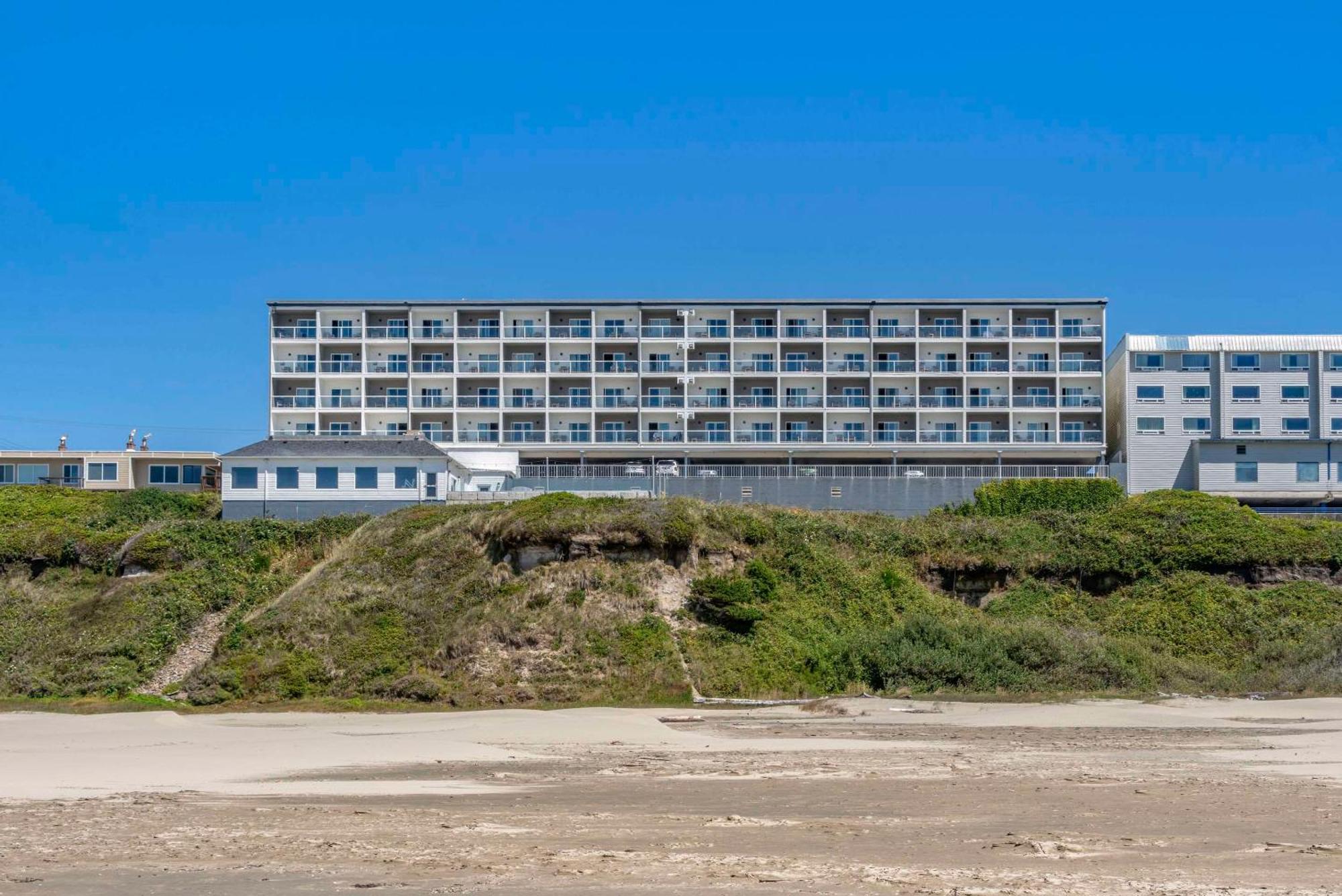 Hotel Elizabeth Oceanfront Suites, Ascend Collection Newport